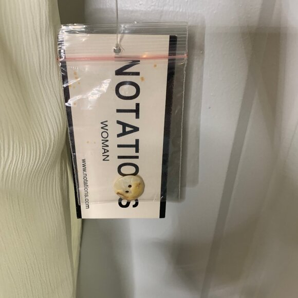 Notations Woman NWT Ivory Short Sleeve Button Up Blouse in Women's Size 1X - Picture 4 of 11